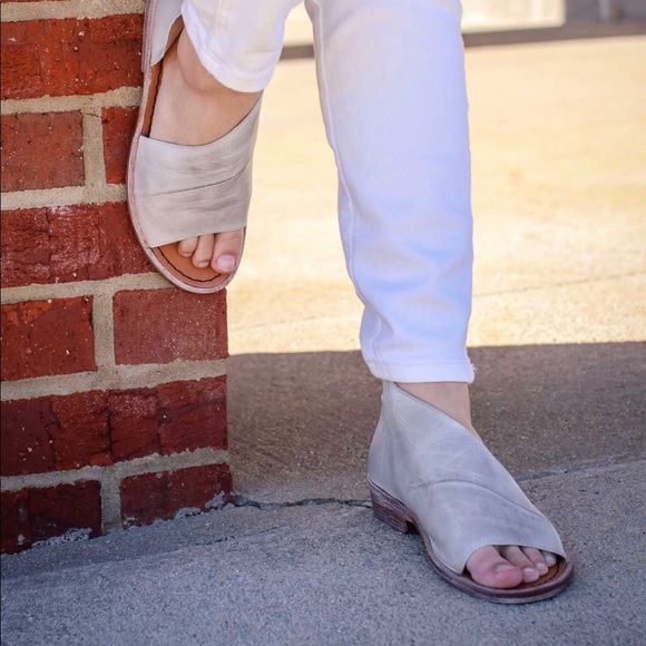 Free People Shoes - Free People Mont Blanc Dove Grey Sandal